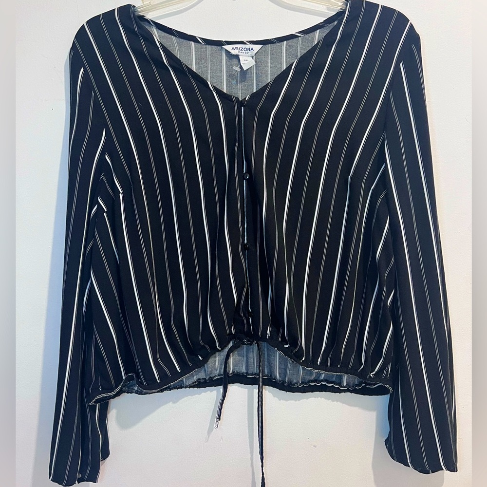 Women’s Bell Bottom Sleeve Blouse - Arizona Jean Co